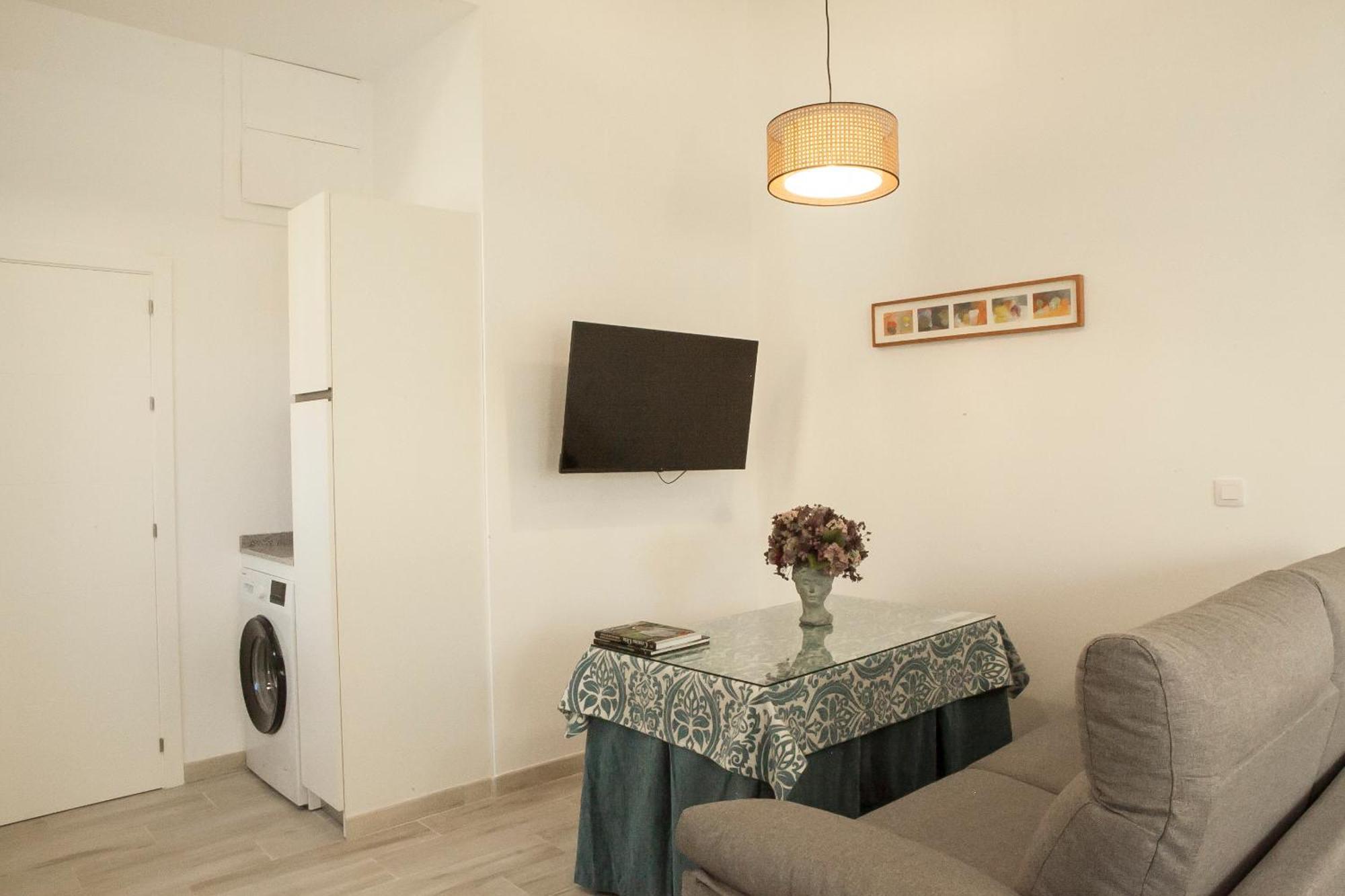 Apartamentos Rg Hospital Valme إشبيلية المظهر الخارجي الصورة