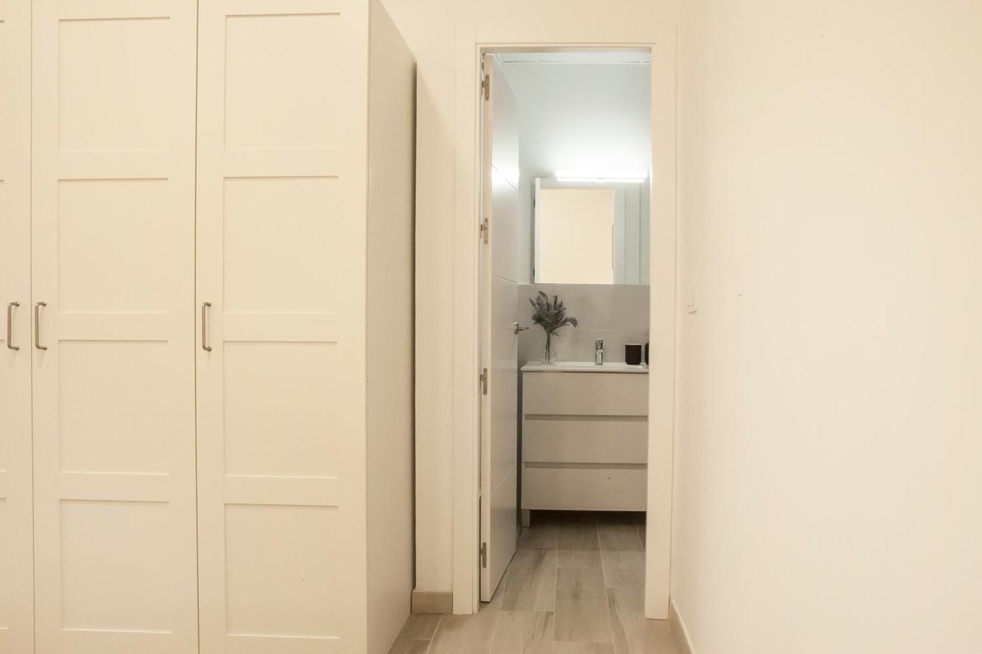 Apartamentos Rg Hospital Valme إشبيلية المظهر الخارجي الصورة