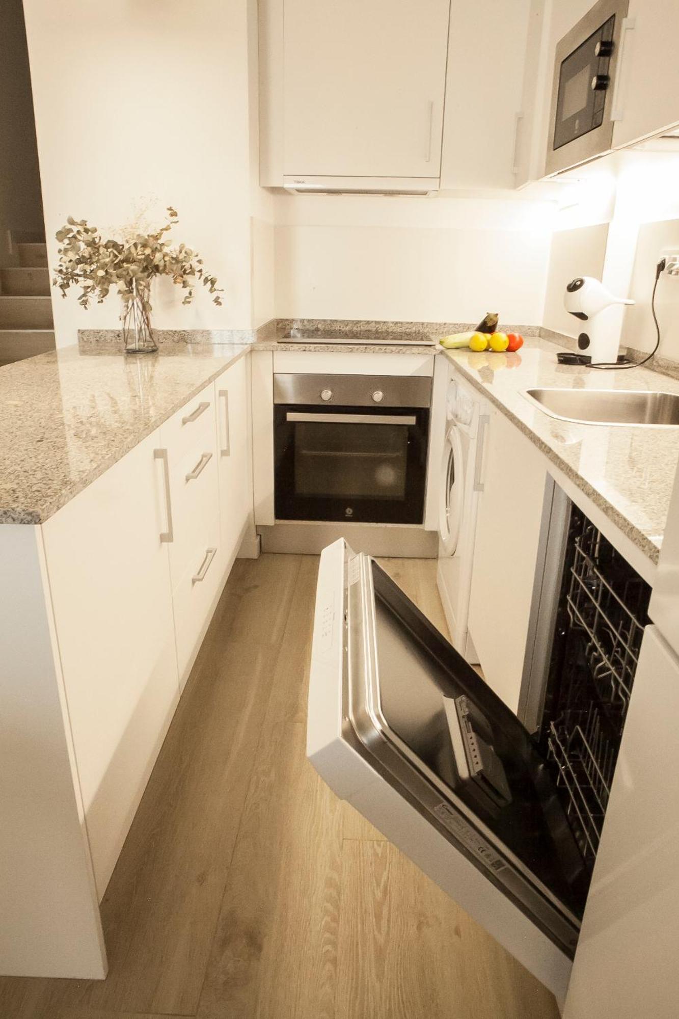 Apartamentos Rg Hospital Valme إشبيلية المظهر الخارجي الصورة